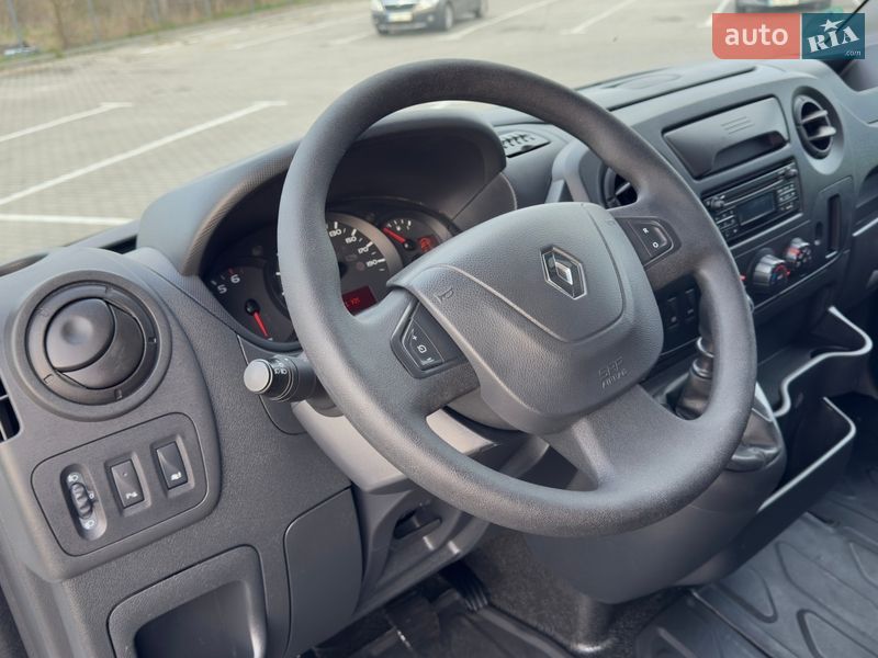 Вантажний фургон Renault Master 2019 в Дубні