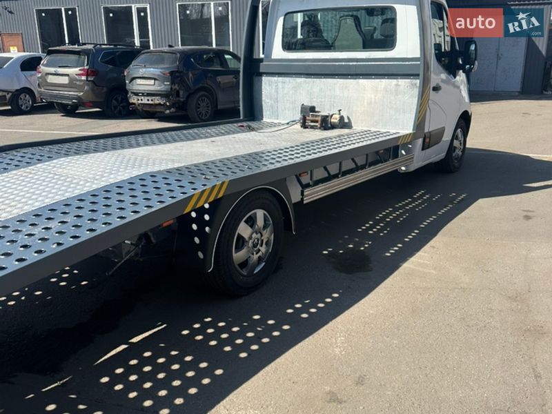 Автовоз Renault Master 2011 в Черкассах