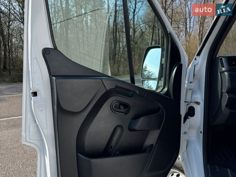 Вантажний фургон Renault Master 2023 в Ковелі