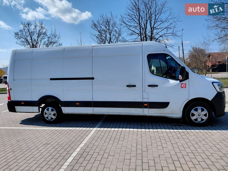 Вантажний фургон Renault Master 2023 в Івано-Франківську
