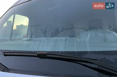 Грузопассажирский фургон Renault Master 2015 в Киеве
