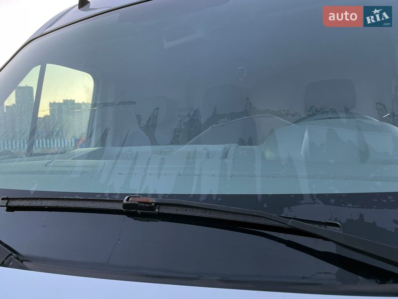 Грузопассажирский фургон Renault Master 2015 в Киеве