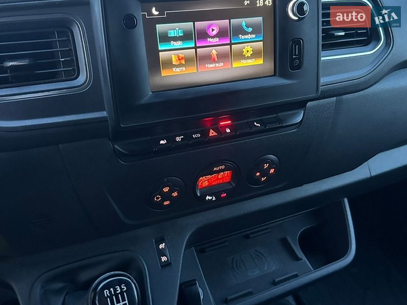 Грузовой фургон Renault Master 2020 в Львове