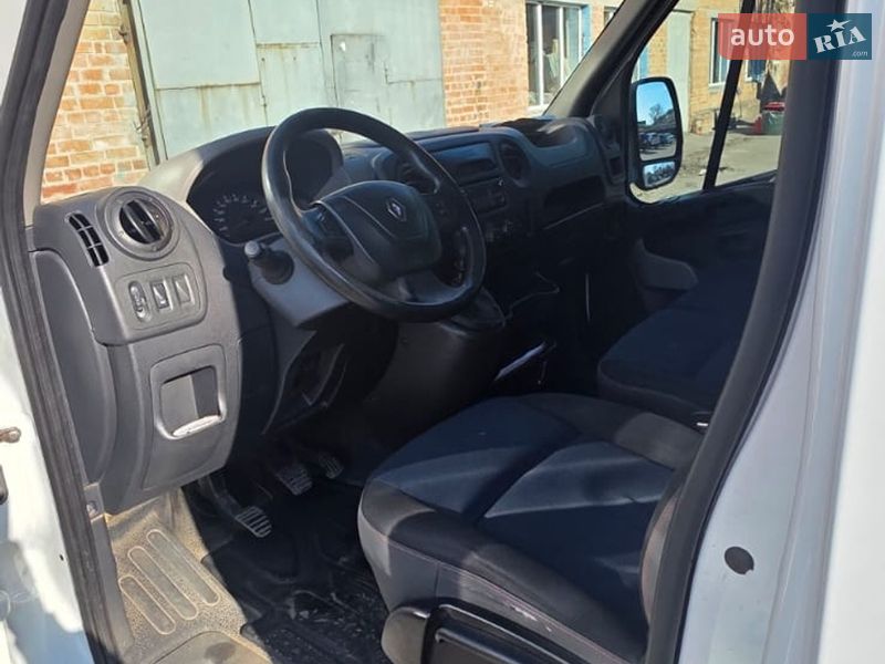 Грузовой фургон Renault Master 2016 в Днепре
