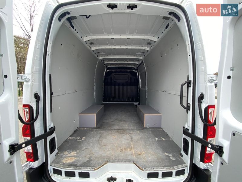 Вантажний фургон Renault Master 2021 в Києві