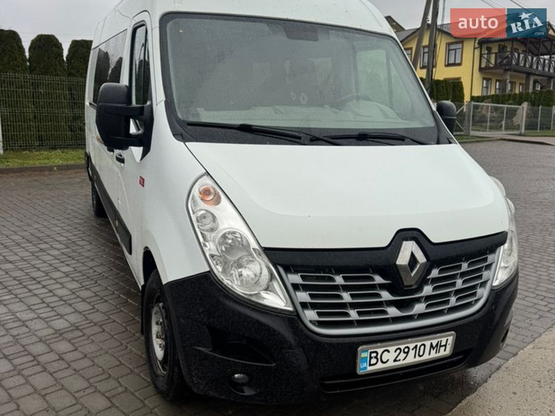 Грузопассажирский фургон Renault Master 2017 в Львове