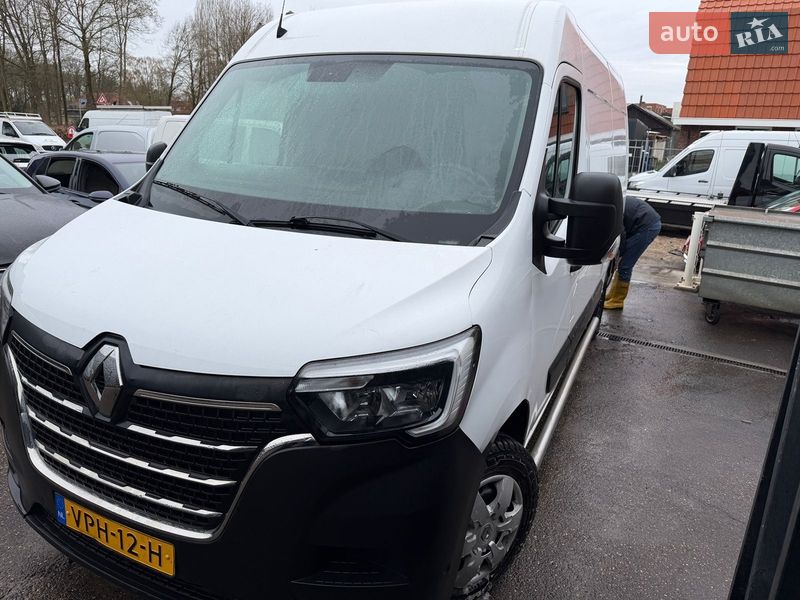Грузовой фургон Renault Master 2022 в Львове