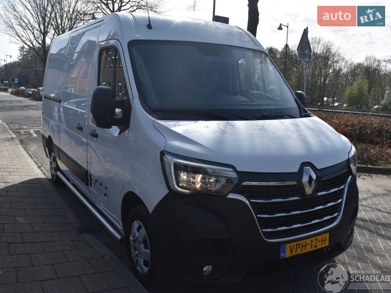 Renault Master 2022