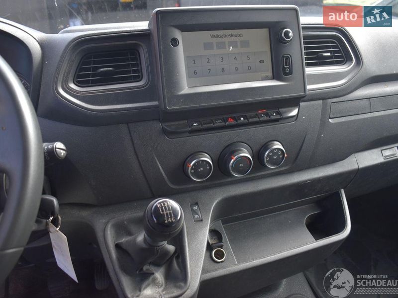 Грузовой фургон Renault Master 2022 в Львове