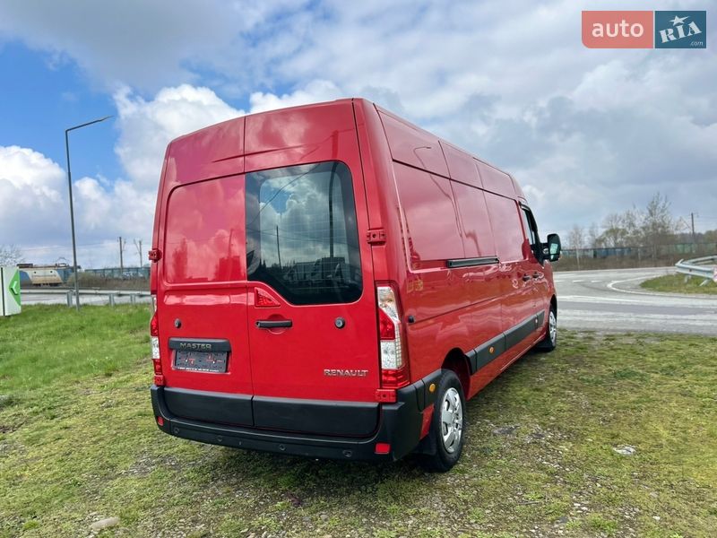 Грузовой фургон Renault Master 2024 в Стрые