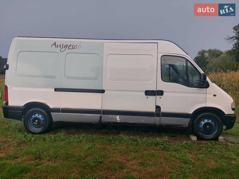 Грузовой фургон Renault Master 2001 в Львове