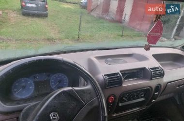 Грузовой фургон Renault Master 2001 в Львове
