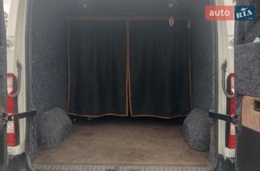 Вантажопасажирський фургон Renault Master 2015 в Костопілі