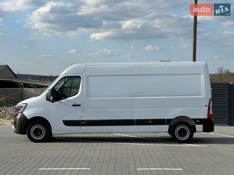 Грузовой фургон Renault Master 2022 в Дубно
