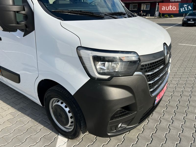 Грузовой фургон Renault Master 2022 в Дубно