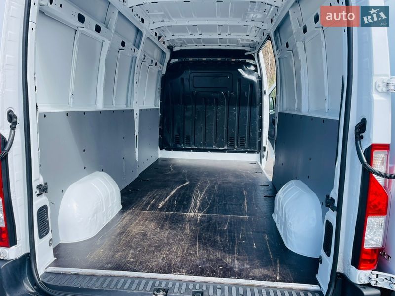 Вантажний фургон Renault Master 2021 в Ковелі