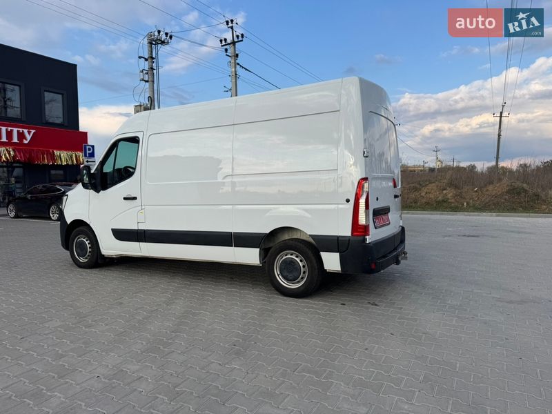 Вантажний фургон Renault Master 2023 в Святопетрівське