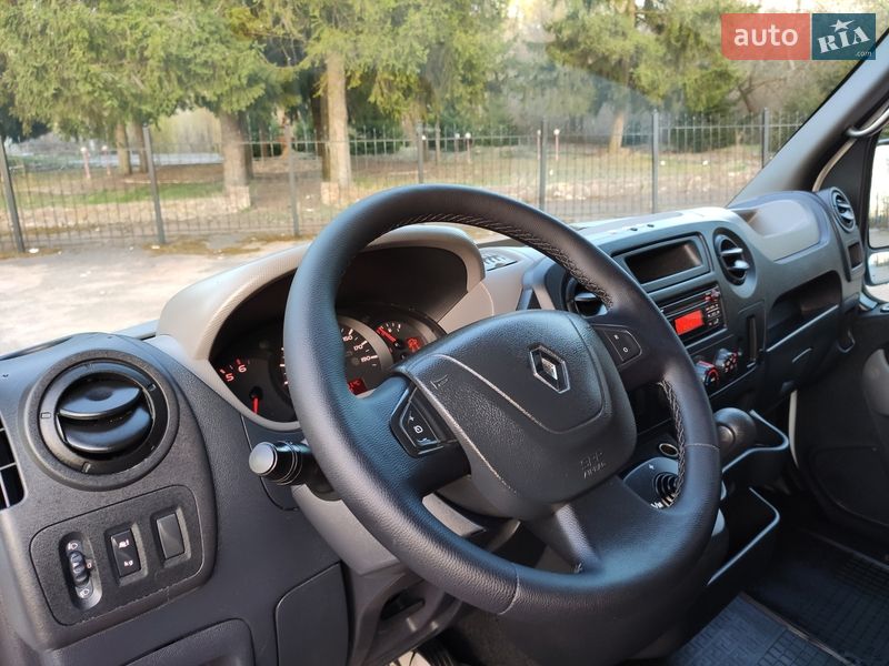 Грузовой фургон Renault Master 2017 в Бердичеве