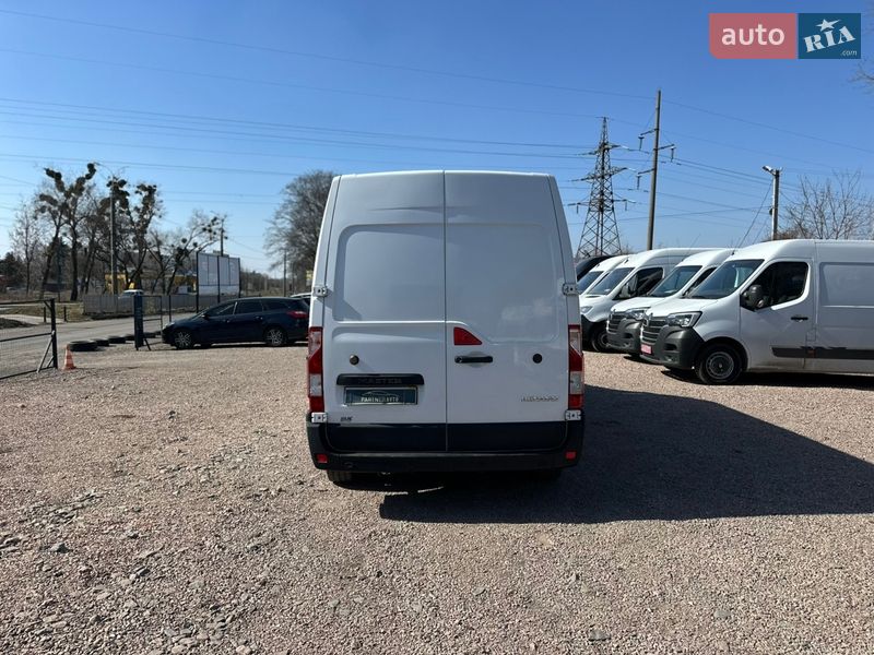 Вантажний фургон Renault Master 2021 в Рівному