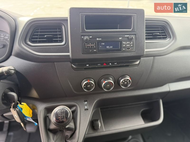 Грузовой фургон Renault Master 2022 в Дубно