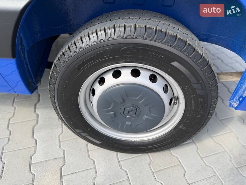 Грузовой фургон Renault Master 2022 в Дубно