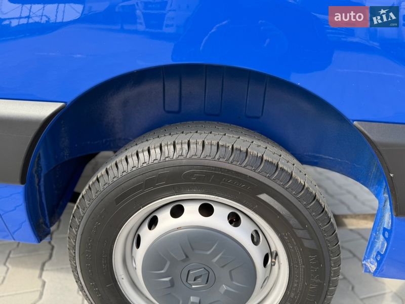 Грузовой фургон Renault Master 2022 в Дубно