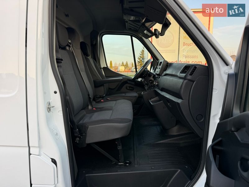 Вантажний фургон Renault Master 2021 в Бердичеві