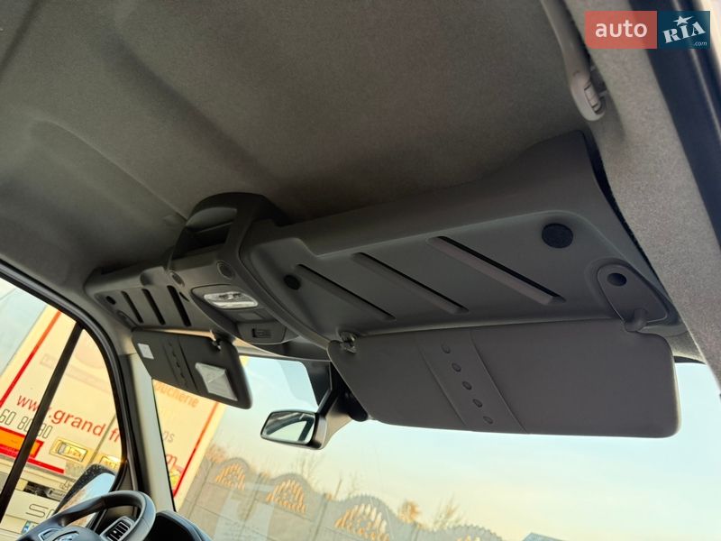 Вантажний фургон Renault Master 2021 в Бердичеві
