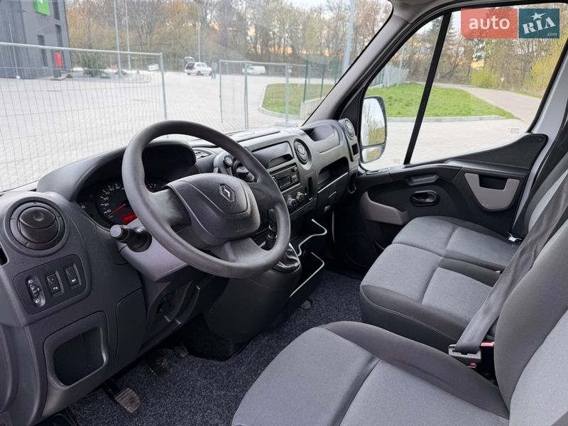 Вантажний фургон Renault Master 2019 в Дубні