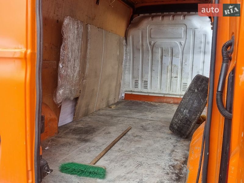 Микроавтобус грузовой (до 3,5т) Renault Master 2011 в Киеве