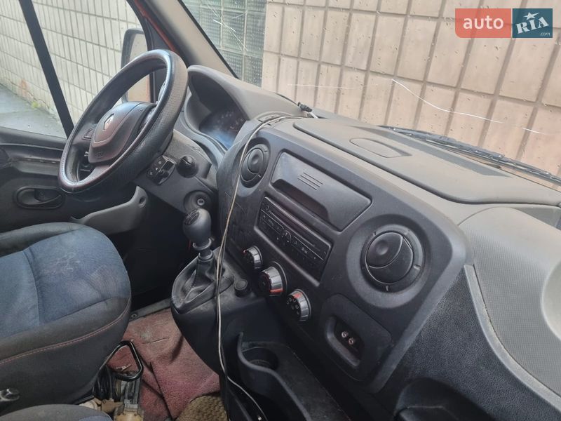 Микроавтобус грузовой (до 3,5т) Renault Master 2011 в Киеве