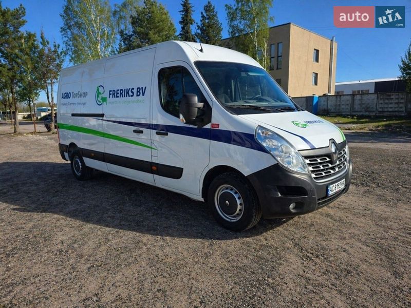 Вантажний фургон Renault Master 2017 в Луцьку