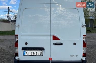Грузовой фургон Renault Master 2017 в Ивано-Франковске