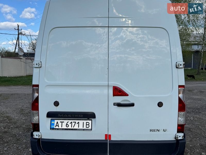 Грузовой фургон Renault Master 2017 в Ивано-Франковске