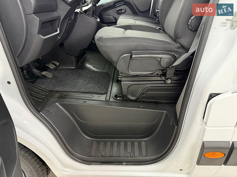 Грузовой фургон Renault Master 2021 в Полтаве фото 31 Грузовой фургон Renault Master 2021 в Полтаве