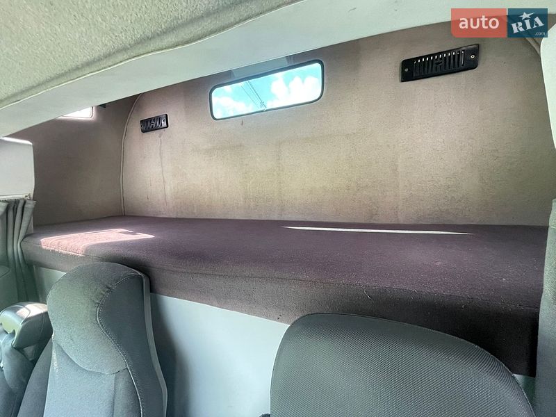 Автовоз Renault Master 2015 в Луцьку