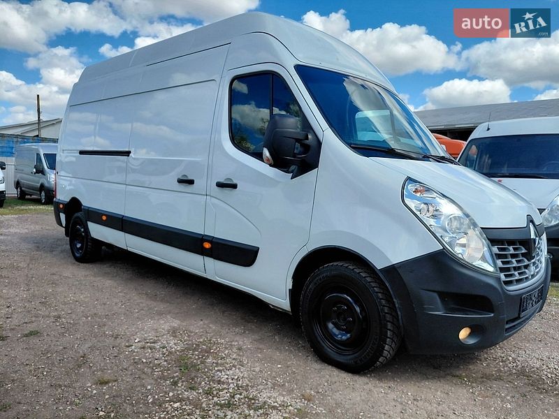 Грузовой фургон Renault Master 2015 в Ивано-Франковске