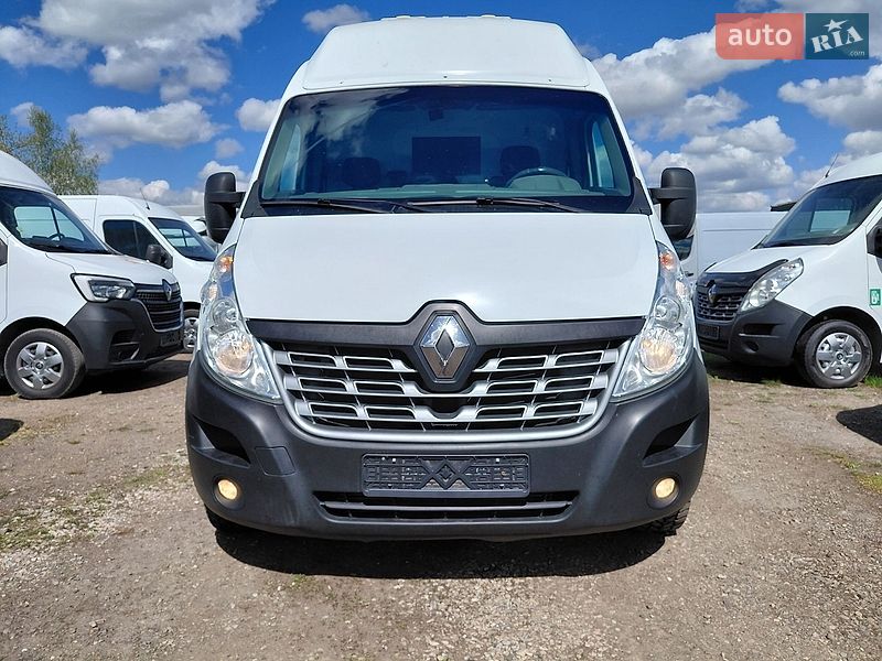 Грузовой фургон Renault Master 2015 в Ивано-Франковске