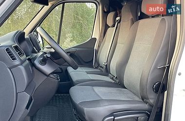Вантажний фургон Renault Master 2021 в Дніпрі