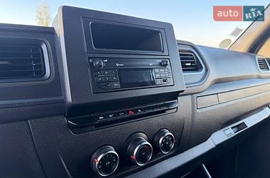 Вантажний фургон Renault Master 2020 в Дубні