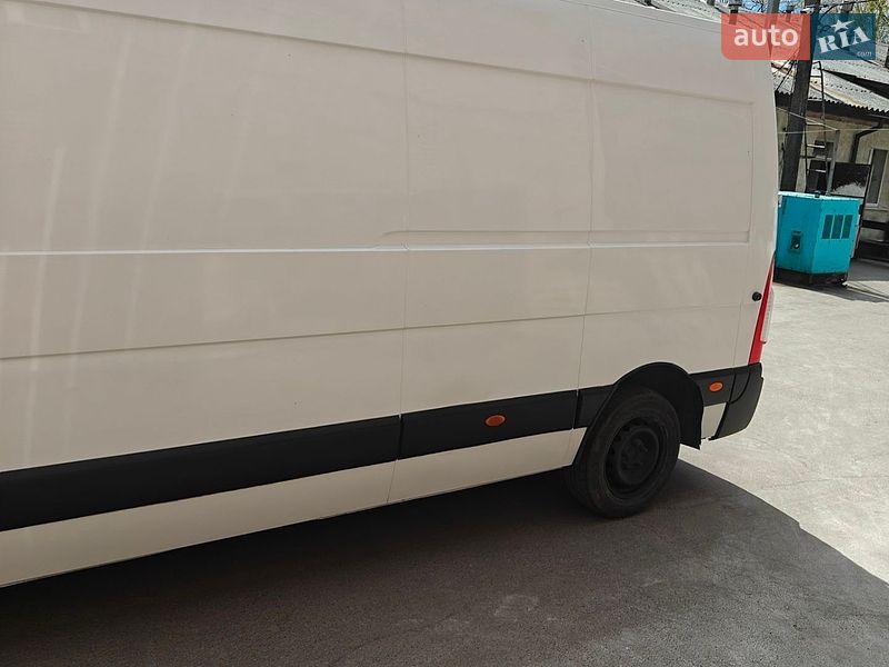 Мікроавтобус вантажний (до 3,5т) Renault Master 2015 в Полтаві