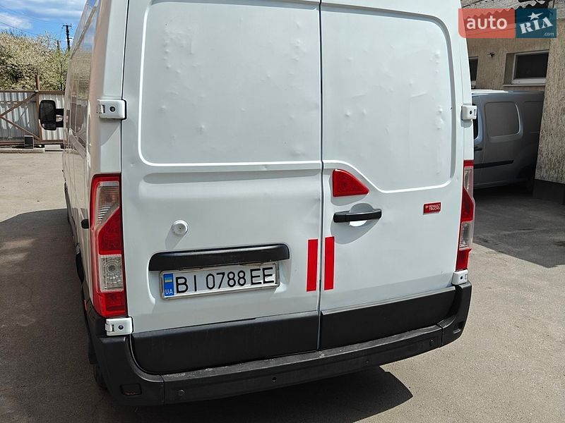 Мікроавтобус вантажний (до 3,5т) Renault Master 2015 в Полтаві
