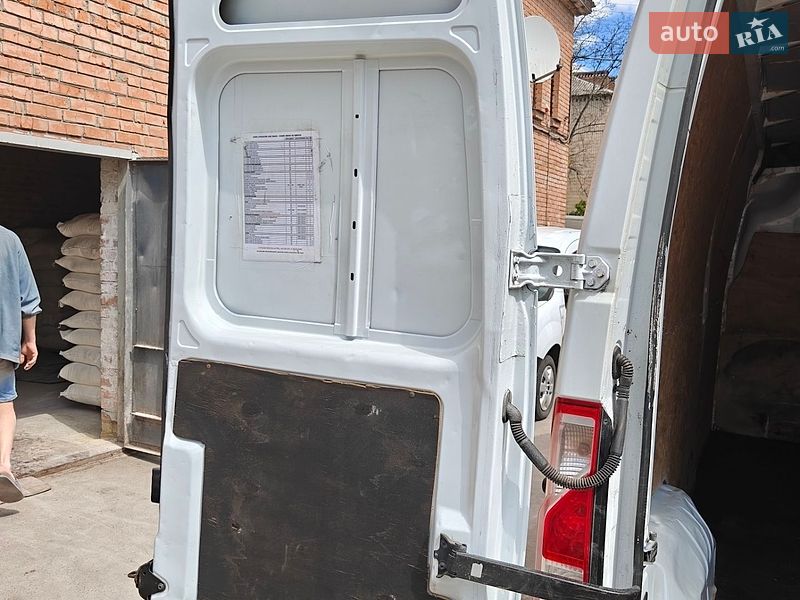 Мікроавтобус вантажний (до 3,5т) Renault Master 2015 в Полтаві