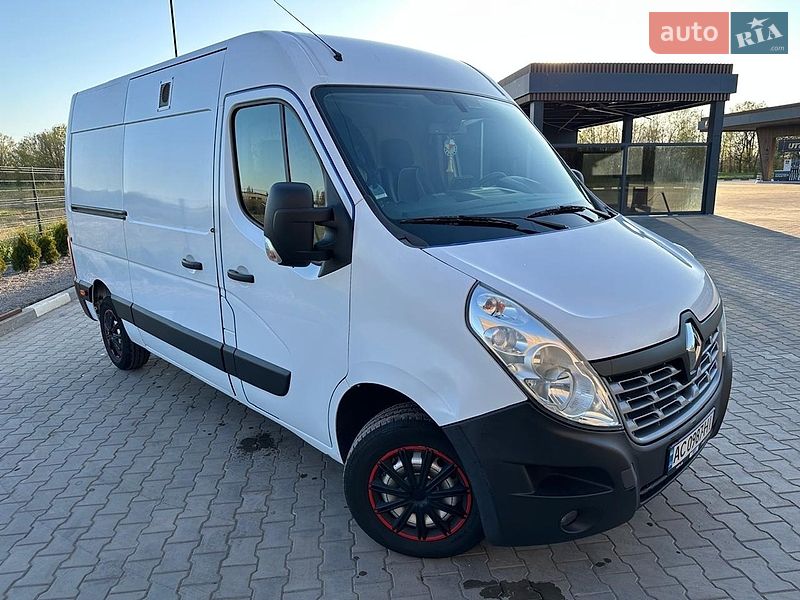 Вантажний фургон Renault Master 2019 в Дніпрі