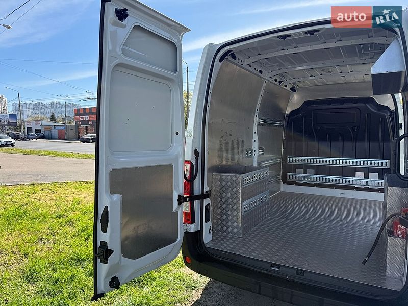 Вантажний фургон Renault Master 2022 в Одесі