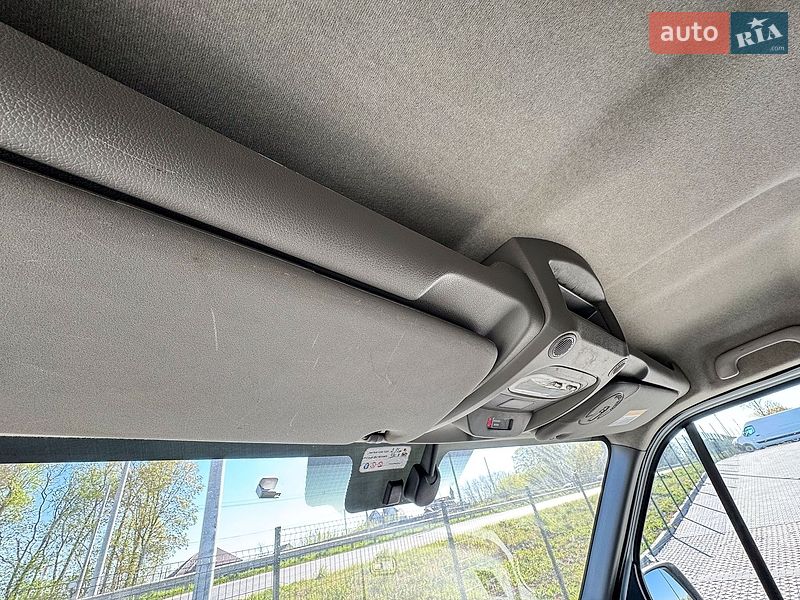 Вантажний фургон Renault Master 2021 в Рівному