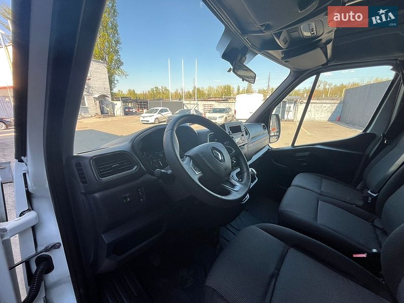 Тентованый Renault Master 2021 в Киеве