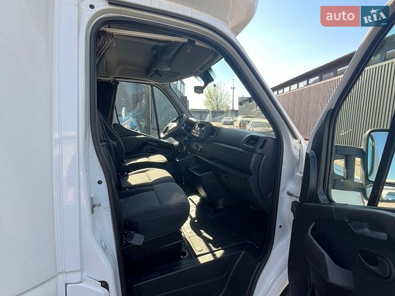 Тентованый Renault Master 2021 в Киеве