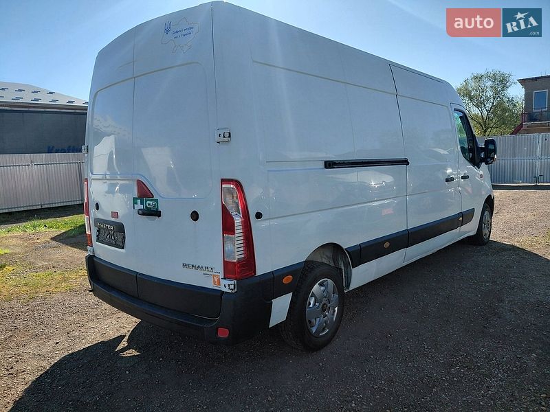 Грузовой фургон Renault Master 2015 в Ивано-Франковске