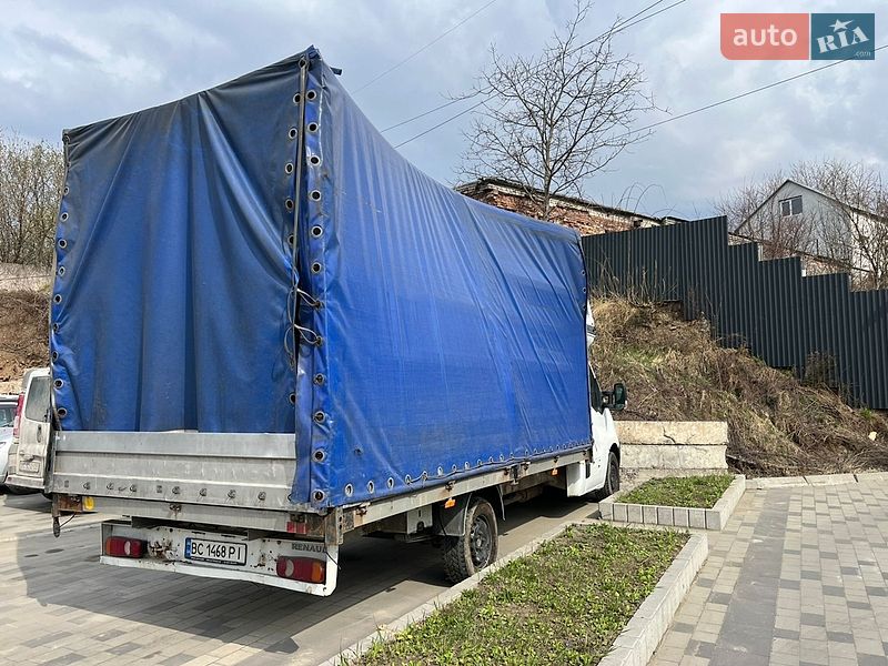 Грузовой фургон Renault Master 2015 в Львове